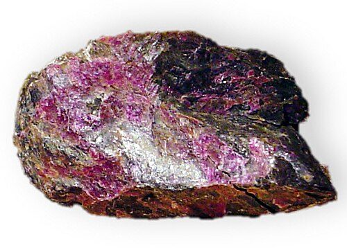 Atlantisite crystal