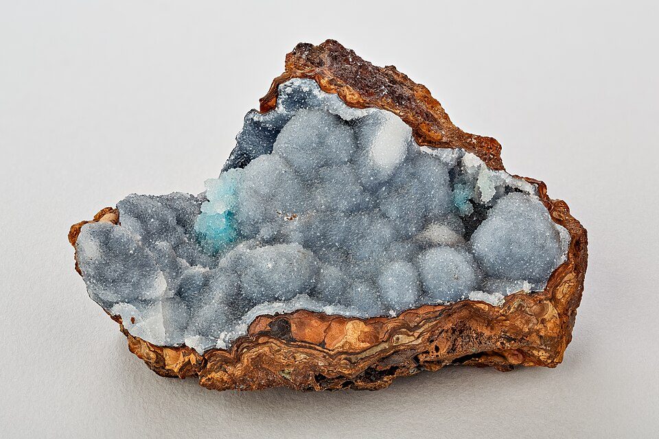Isis Quartz crystal