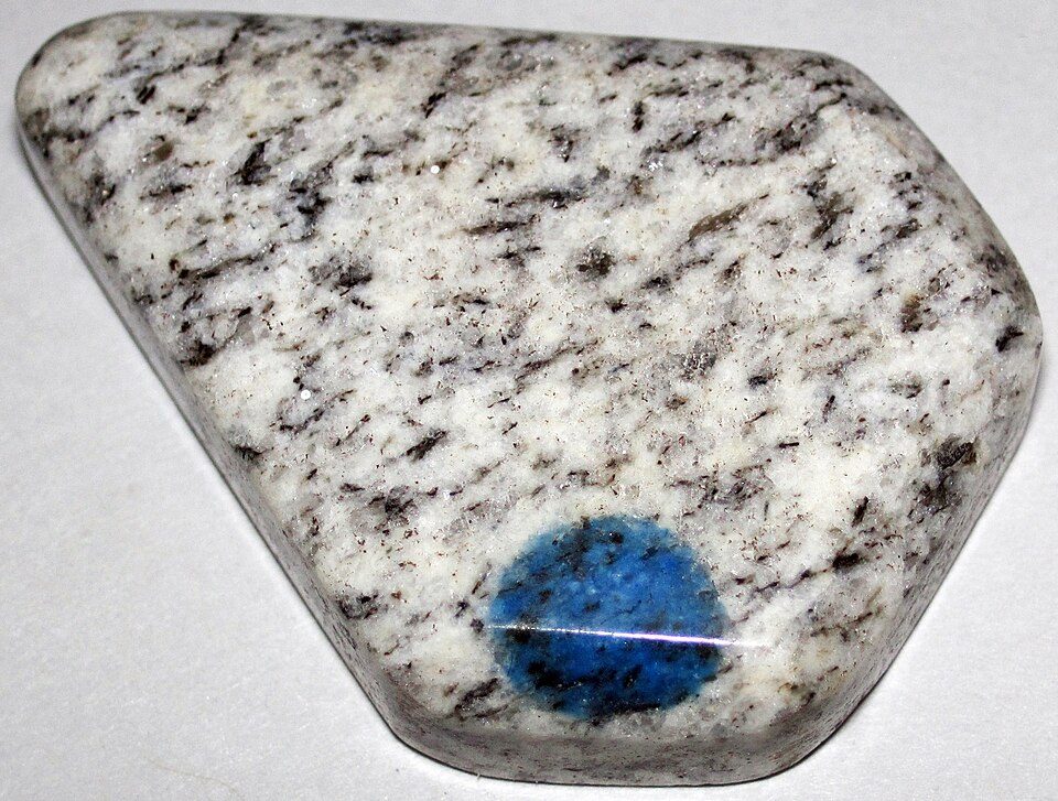 K2 Stone crystal