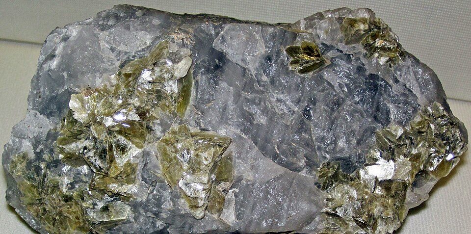 Lithium Quartz Rose crystal