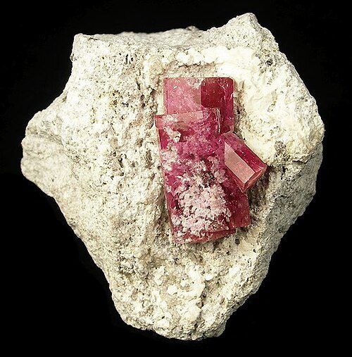 Red Beryl crystal